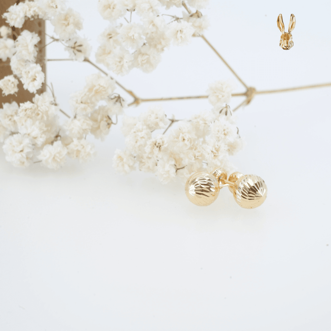 18k diamond cut ball earrings