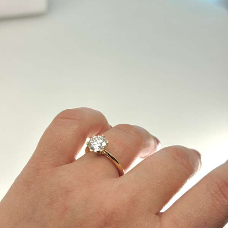 14k Classic promise Ring Diamond