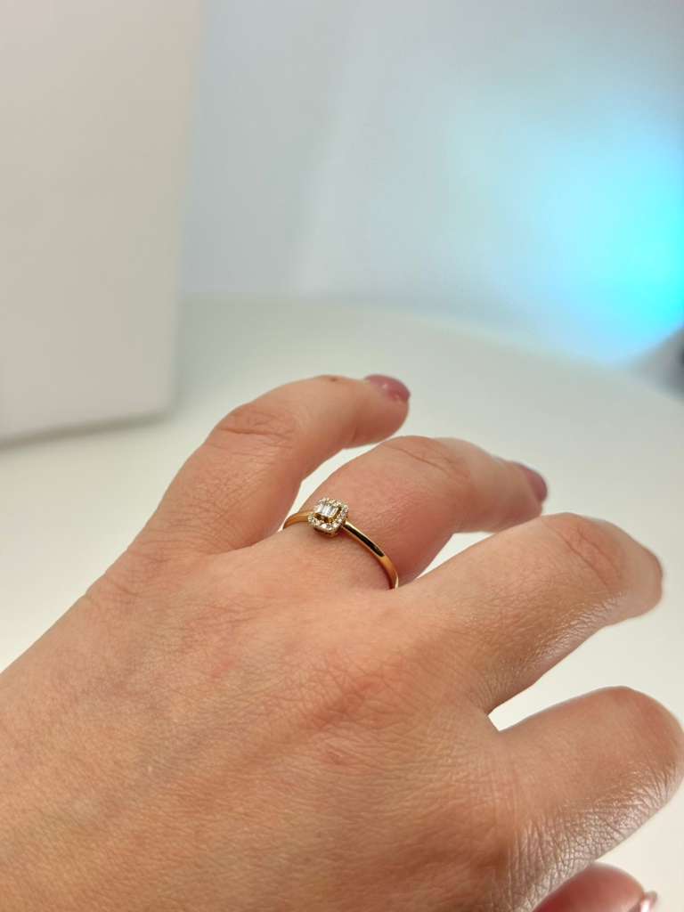 14k Tiny Brilliant Love natural Diamonds