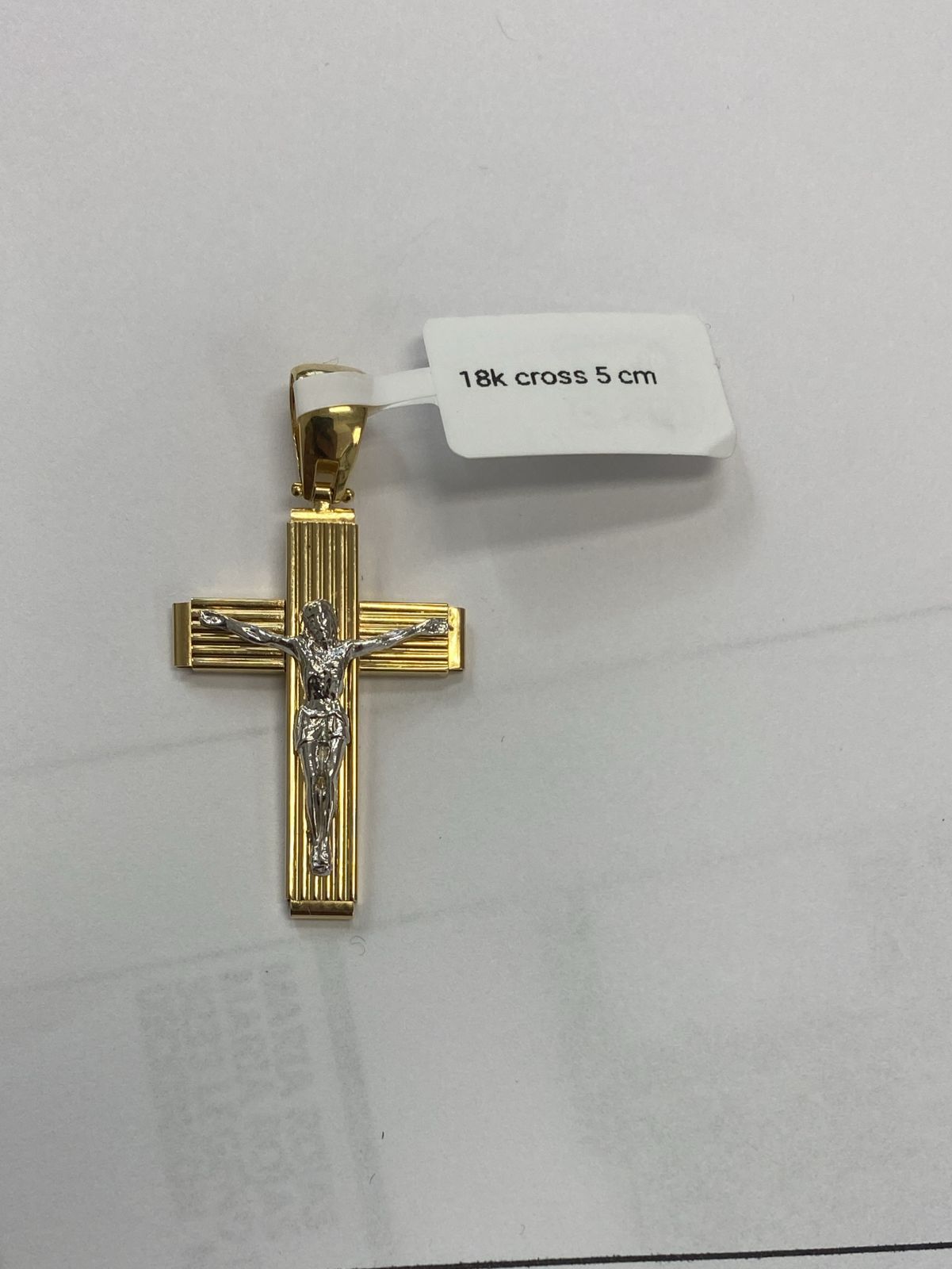 Cross 18K pendant